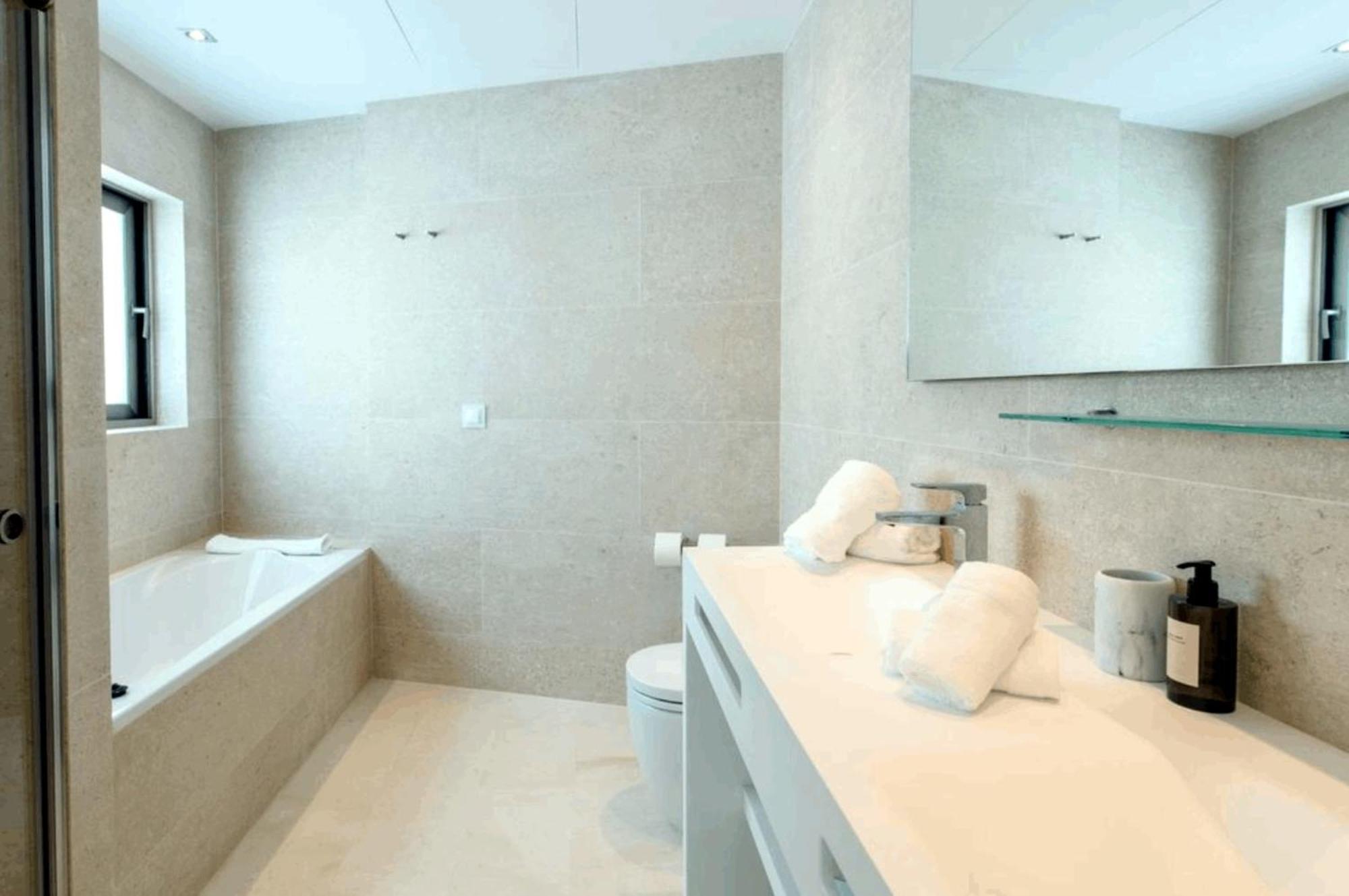 Bellaview Cap Martinet Villa